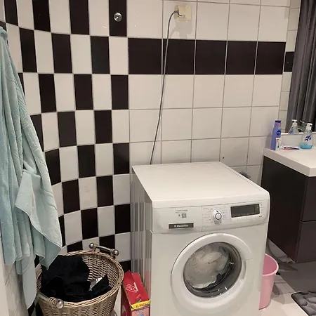 Rom Midt I Sentrum- Ga Avstand Til Det Meste